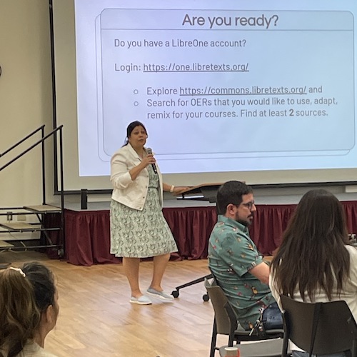 instructor speaking to group 